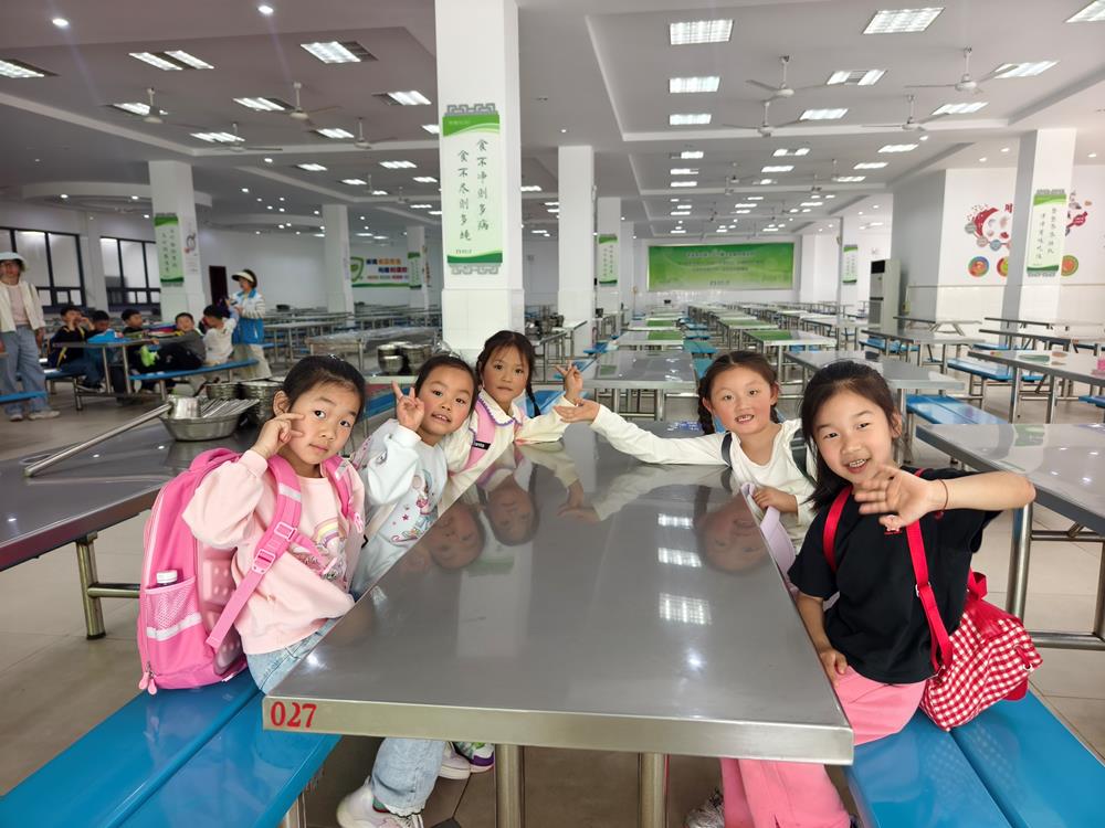 e79c0a4197ab414882d0639e0feaa332.jpg